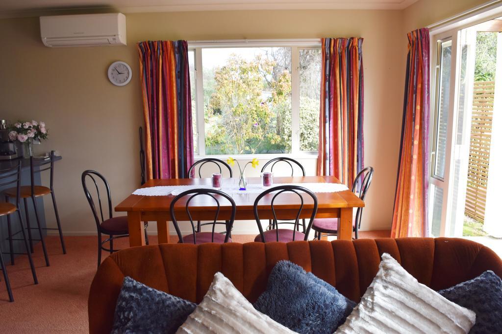 Motueka Homestay Bed & Breakfast Ngoại thất bức ảnh